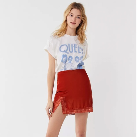 Urban Outfitters DEADSTOCK Queen Band Tee L - Picture 7 of 8